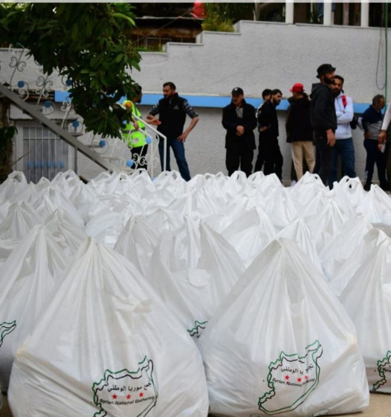 تجمع سوريا الوطني يتحرك على الأرض: خطة إغاثية تمتد لعام كامل تجمع سوريا الوطني يتحرك على الأرض: خطة إغاثية تمتد لعام كامل