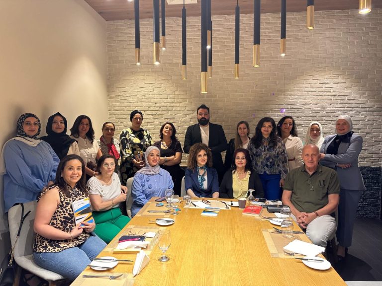 من الألم إلى التمرد: كيف حوّلت سراب غانم ‘ربطة الشعر’ إلى رمز أدبي يهزّ المشاعر؟